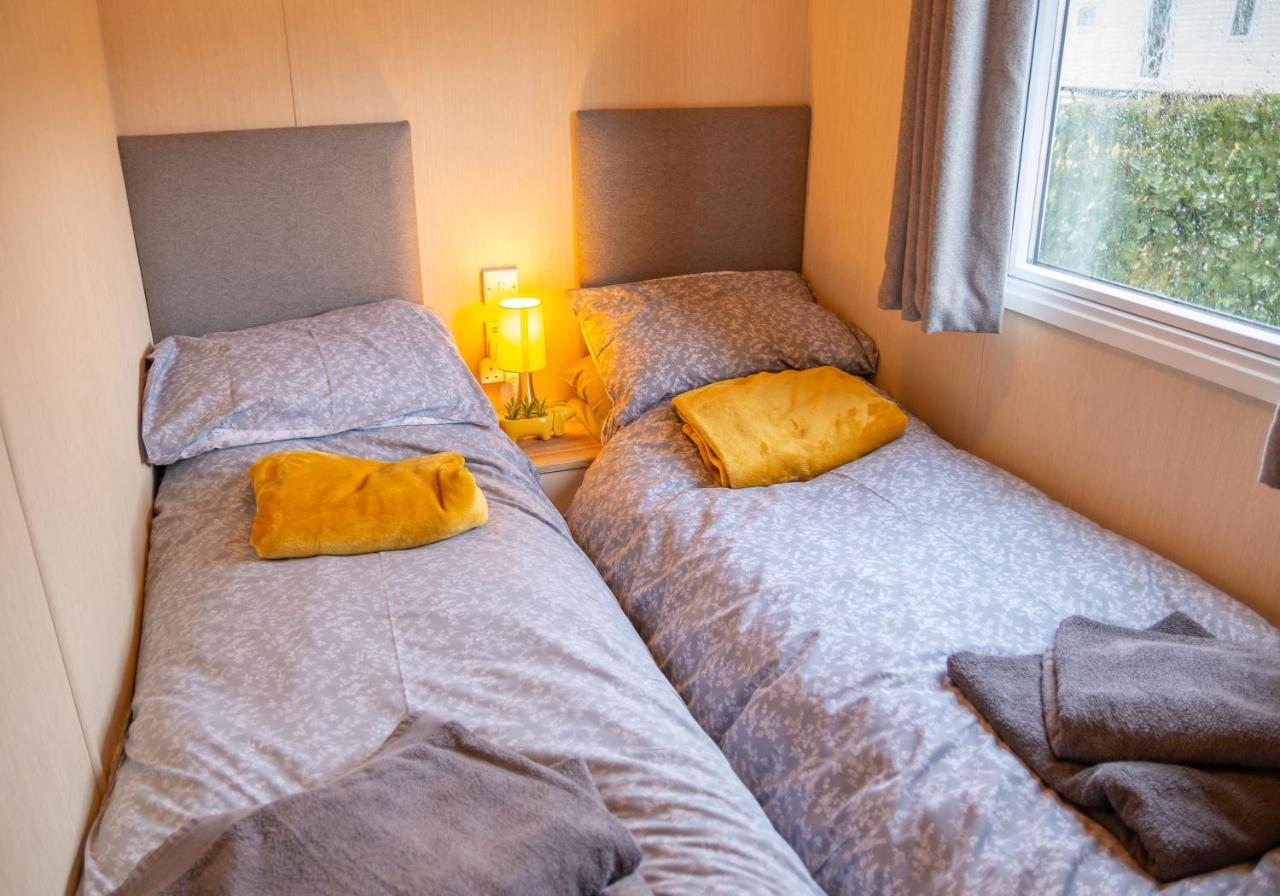 Luxury Lancaster Lodge - The Best Hot Tub Getaway! Tattershall Zewnętrze zdjęcie