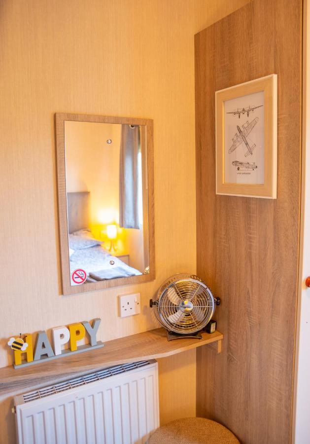 Luxury Lancaster Lodge - The Best Hot Tub Getaway! Tattershall Zewnętrze zdjęcie